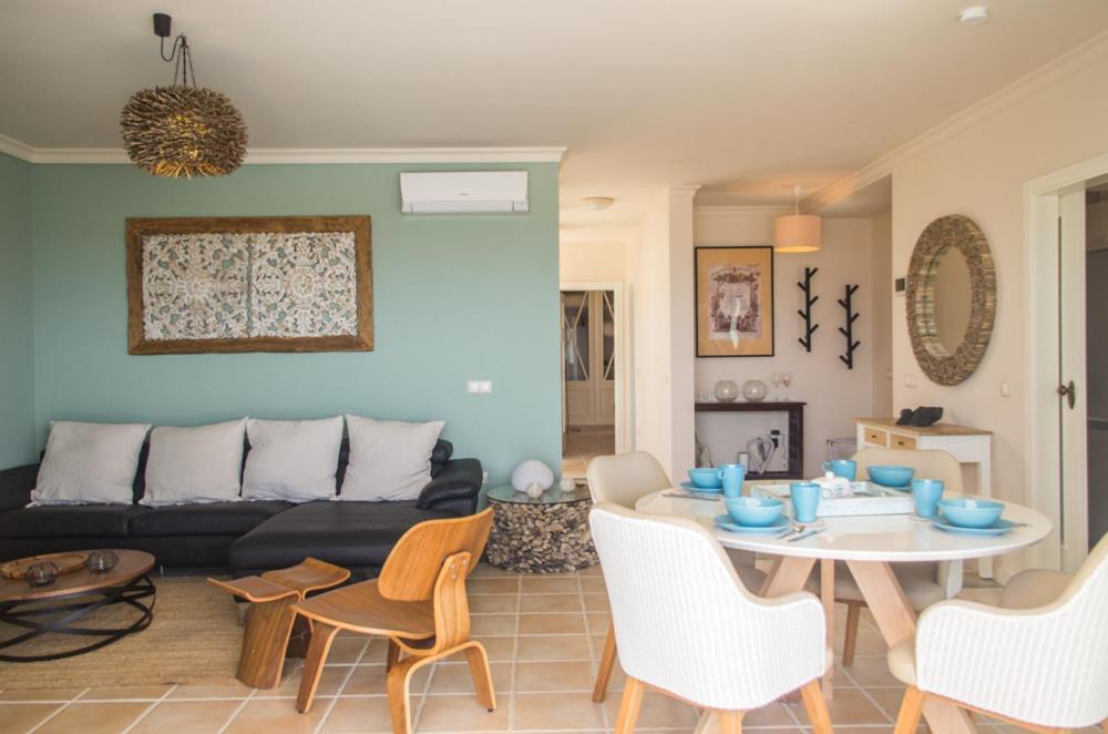 Luxurious Villa With Amazing Sea View And Pool 科斯塔卡莱塔 外观 照片