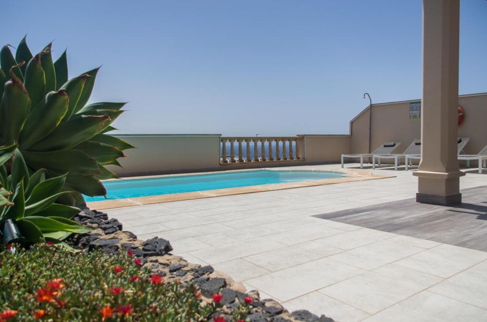 Luxurious Villa With Amazing Sea View And Pool 科斯塔卡莱塔 外观 照片